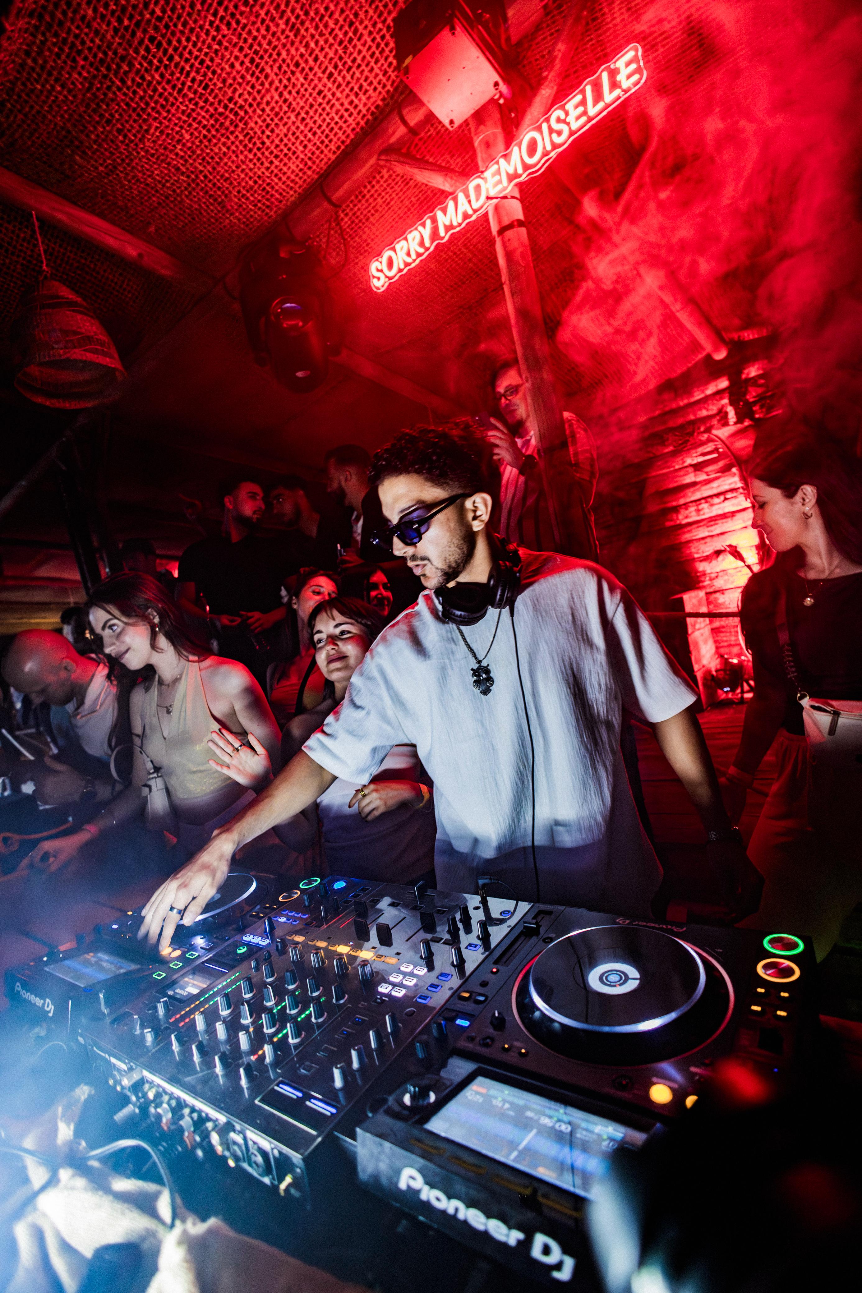 DJ Radin - Image 1